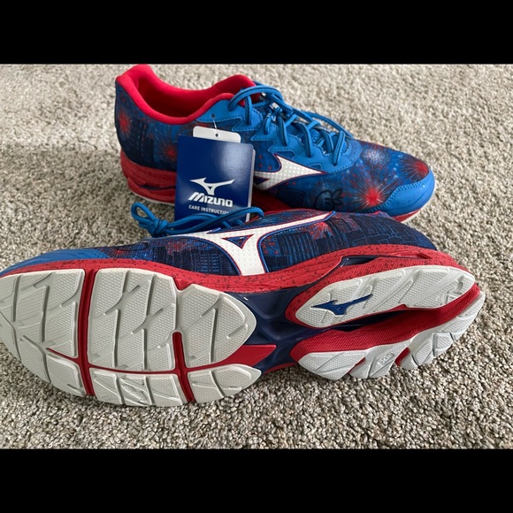 Mizuno Waverider 48th Peachtree Road Race Commemorative Athletic Running Shoes - Picture 5 of 5